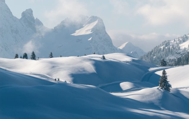 Winterwandern, Winter Hiking in Vorarlberg, Schröcken, Bregenzerwald Winterwanderung (c) walser-image.com