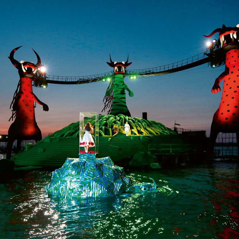 Zauberfloete-Seebuehne-(c)-Bregenzer-Festspiele-Anja-Koehler Zauberfloete-Seebuehne-(c)-Bregenzer-Festspiele-Anja-Koehler
