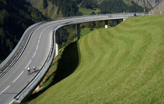 Rennrad fahren in Vorarlberg (c) Ludwig Berchtold / Bregenzerwald Tourismus