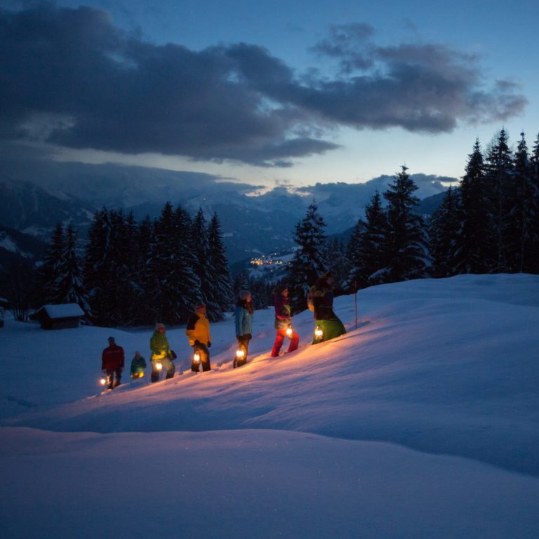 Vollmond-Sagenwanderung am Kristberg mit Hertha Glück (c) Montafon Tourismus GmbH - Stefan Kothner.jpg