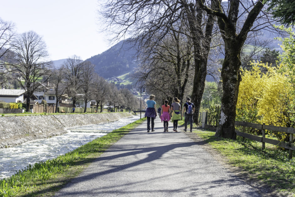 Spaziergang am Litzdamm im Frühling © Agnes Ammann undefined