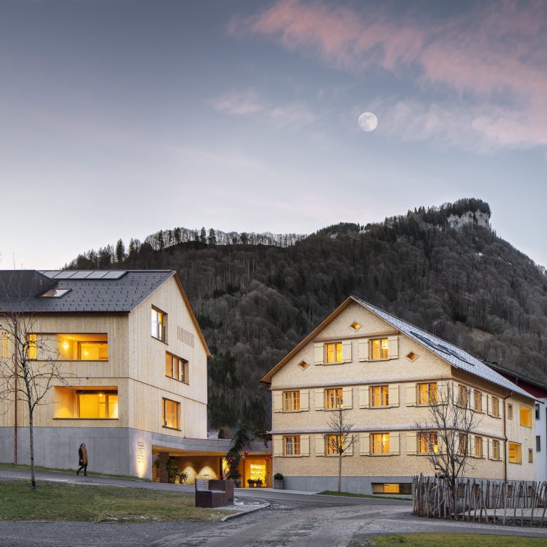 Apartementhaus Tempel 74, Mellau, architecture in Vorarlberg (c) Albrecht Imanuel Schnabel Apartementhaus Tempel 74, Mellau, architecture in Vorarlberg (c) Albrecht Imanuel Schnabel
