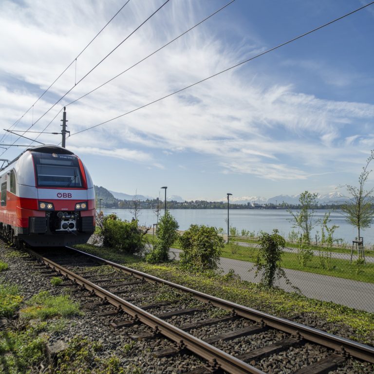 Bahn zwischen Bregenz und Lochau © Oberhauser Photography / Vorarlberg Tourismus